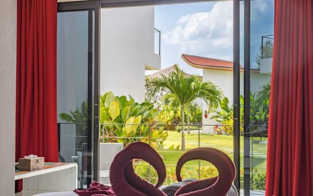 La Plage Resort & Beach Club