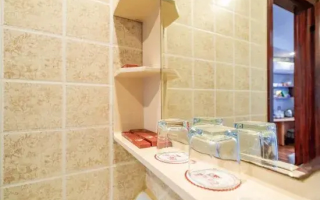 Fanke Hotel (Zunyi Club Site Zhonghua Road)