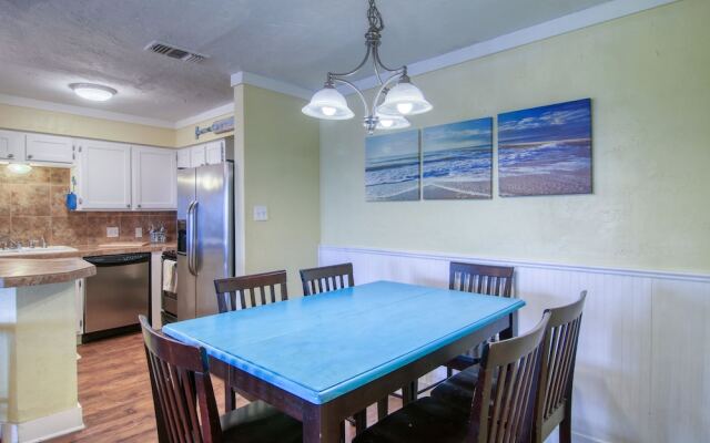 Ray's Retreat - 3 Br Condo