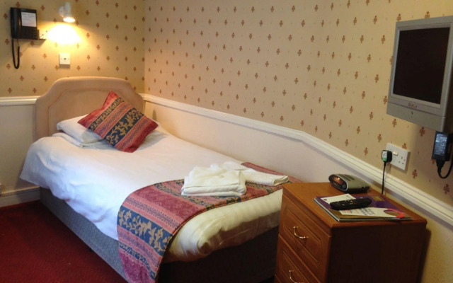 Cliffdene Hotel