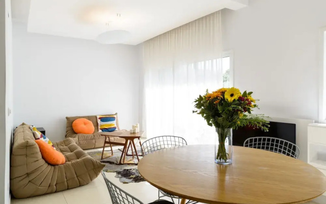 Relax & Sunny near Beach by FeelHome