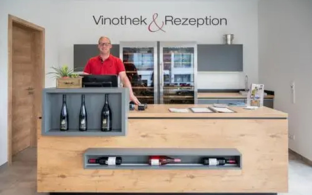 Vinotel Heinz J. Schwab