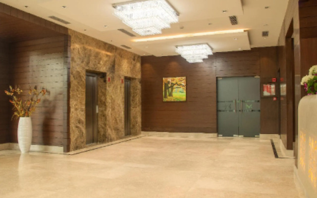 Lemon Tree Hotel, Noida