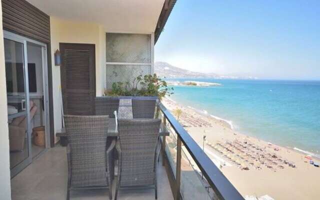 3Br Fuengirola Promenade First Line Beach Apartment With Panoramic Sea Views