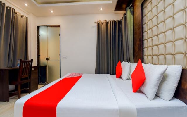 OYO Flagship 757 Blite Golf course road