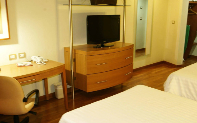 Hotel Mercury Inn