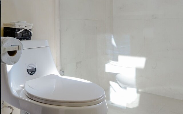 Lotus-5 by Playa District