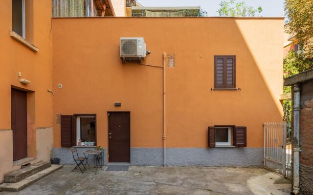 Wild Flower Apartment by Wonderful Italy