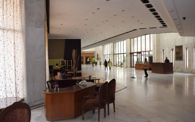 Hotel Samrat