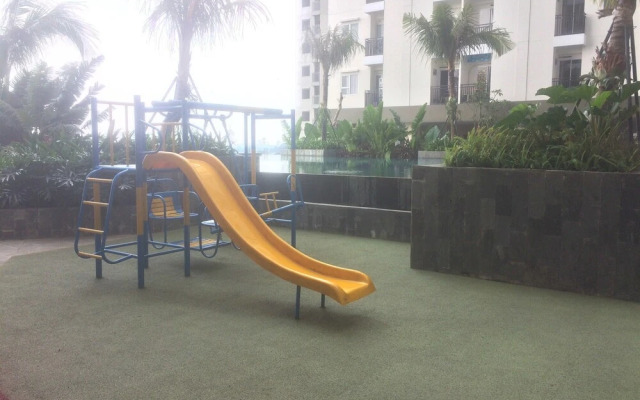 Cozy and Compact Cinere Resort Studio Apartment