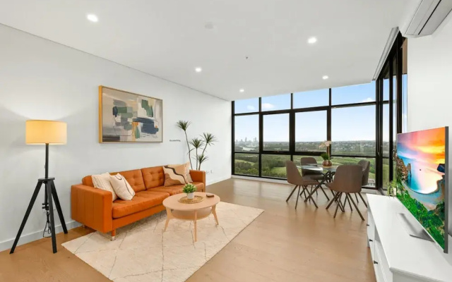 Chic 1-bed With Pool by River, Ferry & Amenities