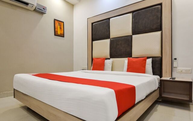 Oyo 60737 Hotel Purple Residency