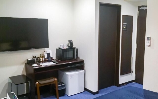 Hotel Livemax Yokkaichi-ekimae
