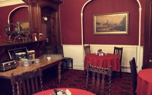 Elim Bank Guest House