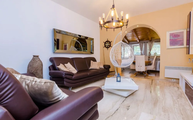 Camelia Luxury Apartments