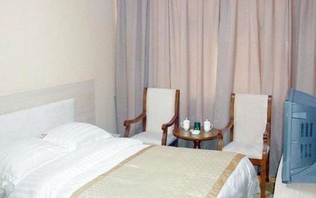 Zhuhui Business Hotel - Qingdao