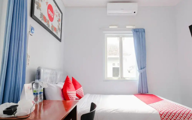 Oyo 437 Hnr Homestay Syariah