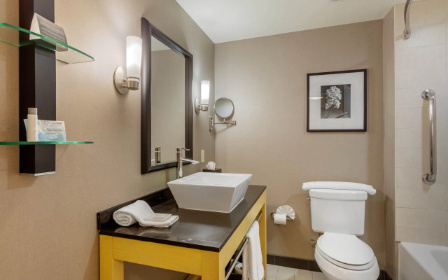 Cambria Hotel Fort Collins