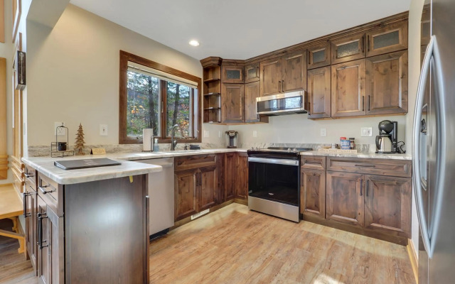 692 Disciples Village Condo