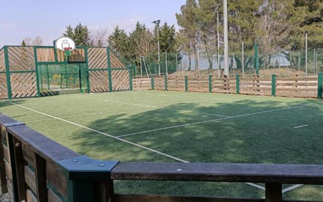 Charmant T2 climatisé avec belle vue , Golf de Pont-Royal