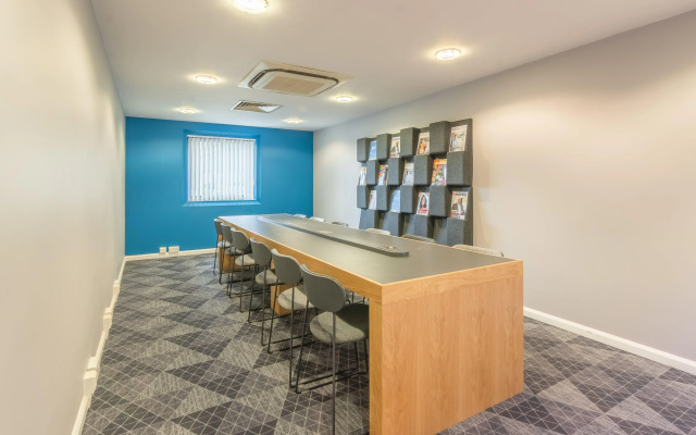 Holiday Inn Express Kettering by IHG
