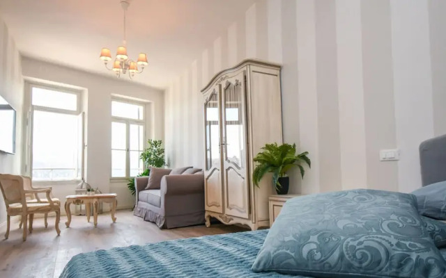 Romantic Benaco Sal - App 02