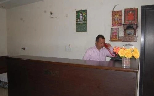 Thar Midway Hotel & Restaurant