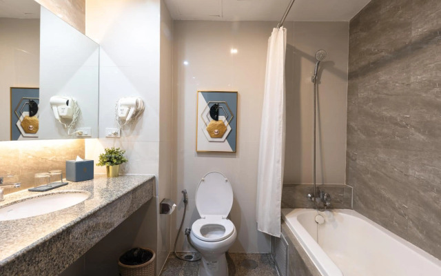 The Twelve Apostles Hotel and Spa