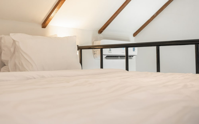 Sarang Apartments by EVDEkimi - Rice field escape with Yoga lounge, Lush garden