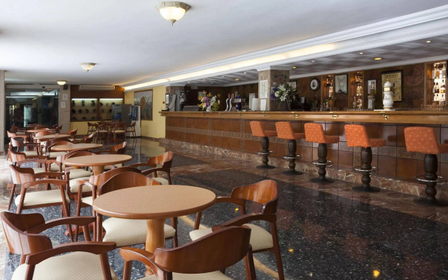 Hotel Riutort