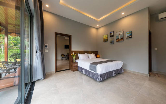 Emerald Garden Retreat