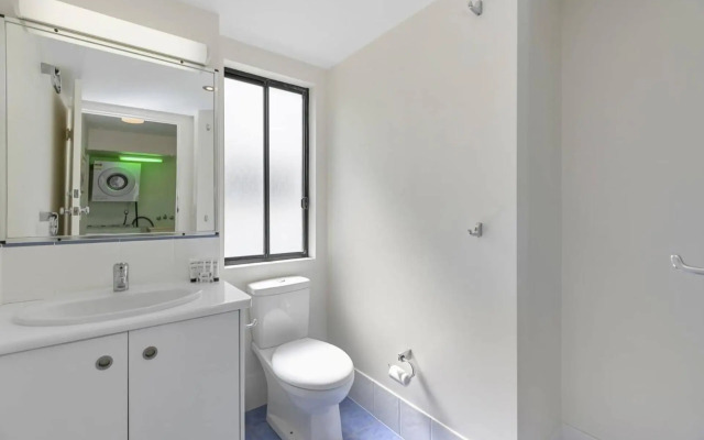 2 Ballin Wonderous White Waters