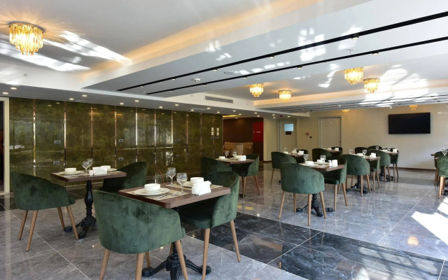 Vespia Hotel