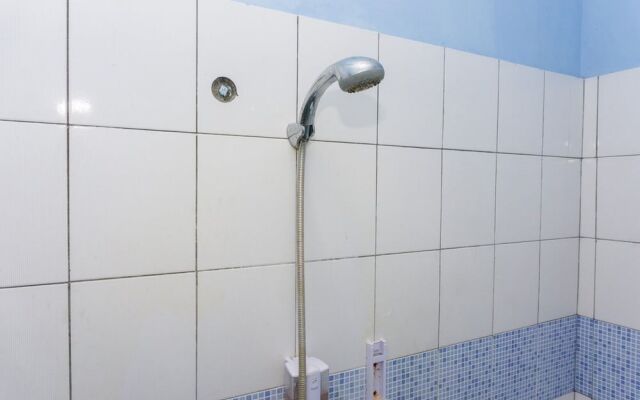 RedDoorz @ MT Haryono Street Waingapu