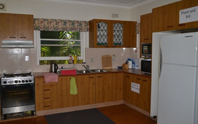Hakata Inn Guest House