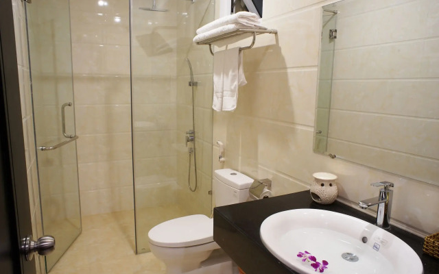 Golden Star Hotel