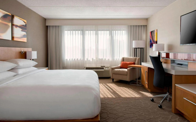 Delta Hotels by Marriott Utica