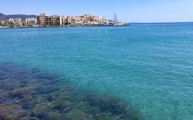 Appartement Bormes-les-Mimosas, 1 pièce, 2 personnes - FR-1-251-414