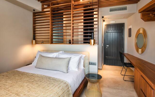 Uma Ray Suites