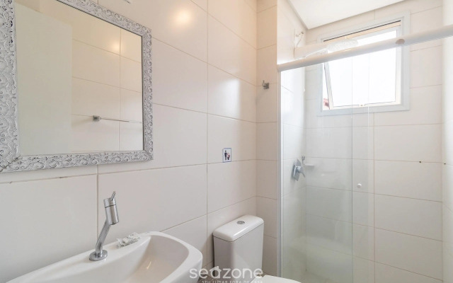 Apto c/sacada e churrasq a 150m da praia SDP0206