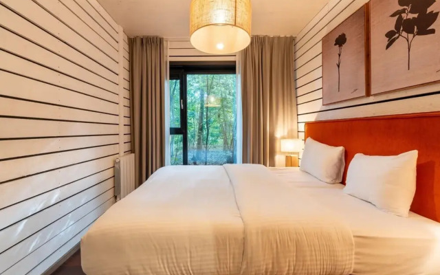 Treetop Tranquility Stay