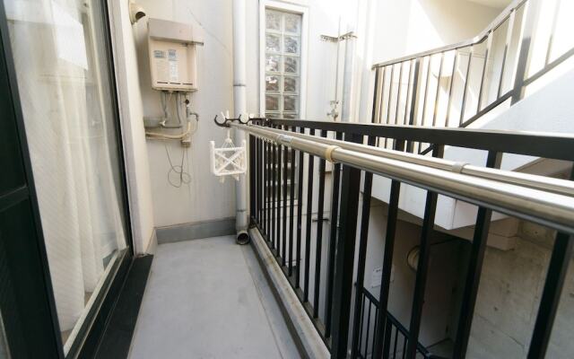 Residence Namba East 3