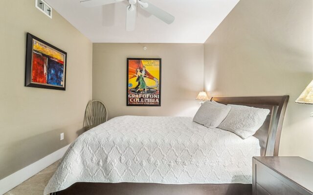 Crc1002 4 Bedroom Condo