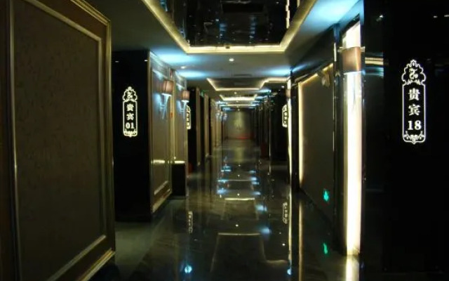 Long Tai Hotel