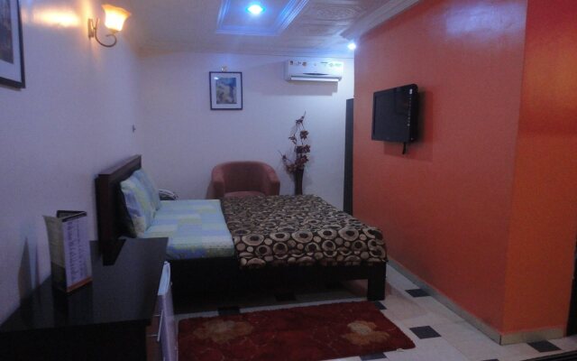 Hamak Suites and Garden