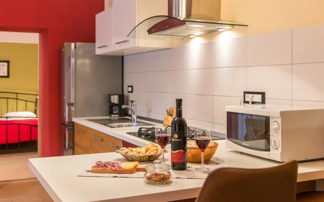 Apartment With Private Pool in Pula