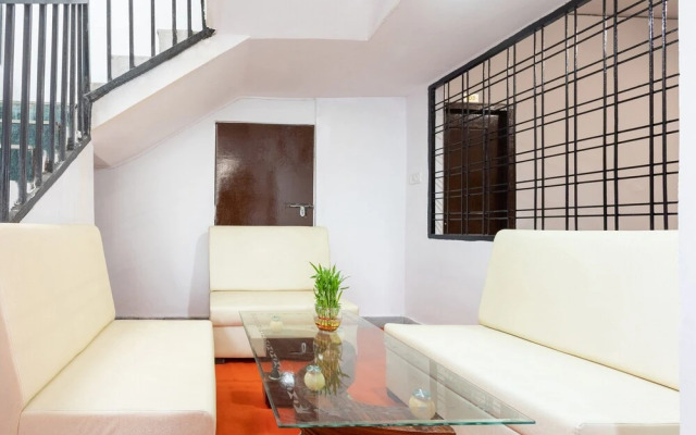 Hotel Golden Star by OYO Rooms