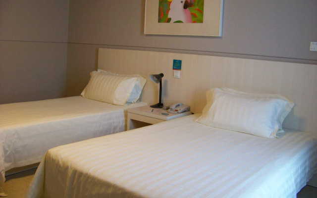 Jinjiang Inn Shanghai Jiading Chengzhong Road