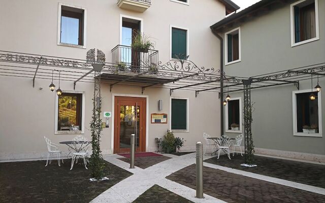 Hotel Ristorante Due Platani
