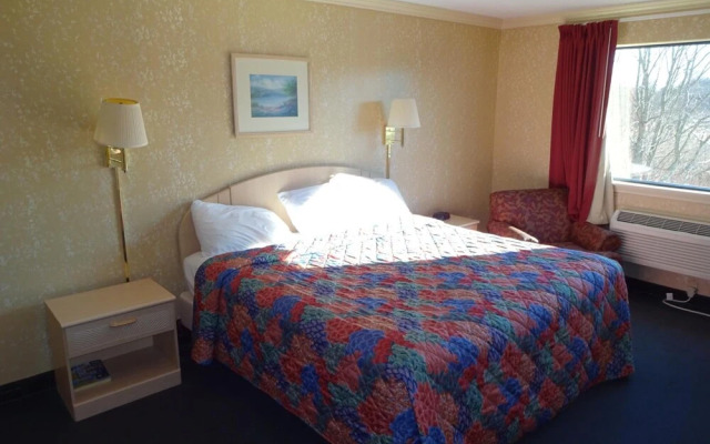 Hilltop Express Inn